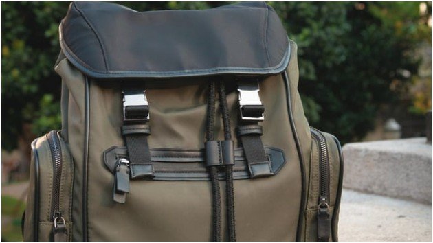 What Hardware Do I Actually Carry for Digital Nomad Tools Travel?