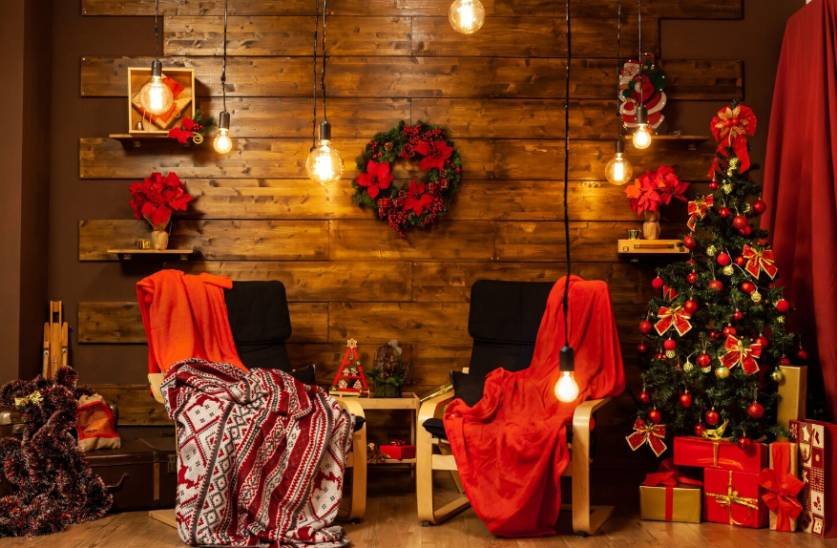 Layering Cozy Lighting and Seasonal Scents