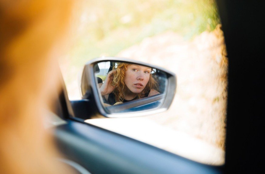 Reducing Blind Spots in Traffic